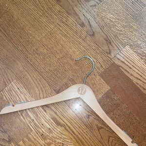 Lululemon hangers